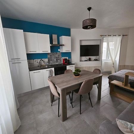 Sarl La Famille 2 Apartment Angouleme Ngoại thất bức ảnh